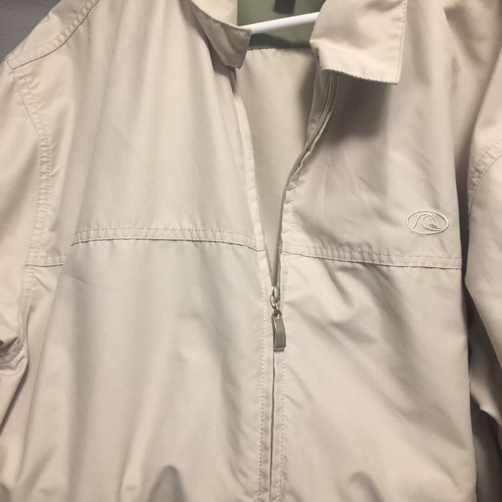 Cream in color Quicksilver men’s jacket xl.